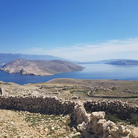 Bernardeta 2 3* Baška