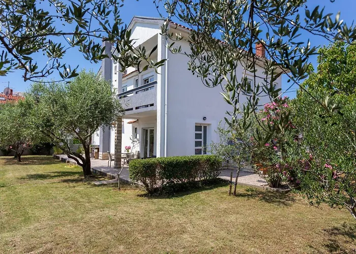 Bernardeta 2 招待所