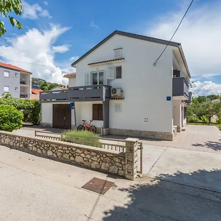 Pensionat Bernardeta 2 *