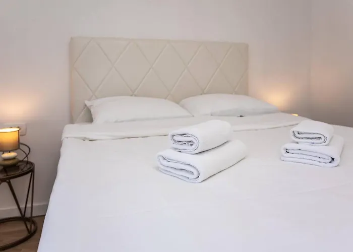 Bernardeta 2 ゲストハウス バスカ