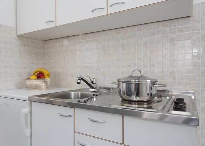 Bernardeta 2 ゲストハウス バスカ