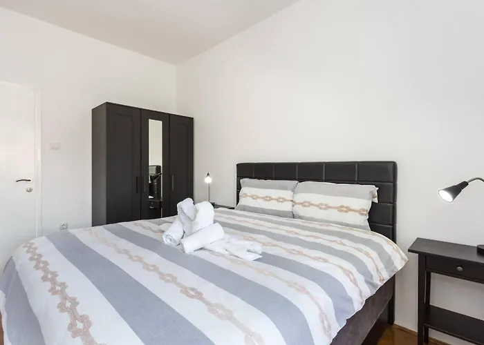 Bernardeta 2 3* Baška