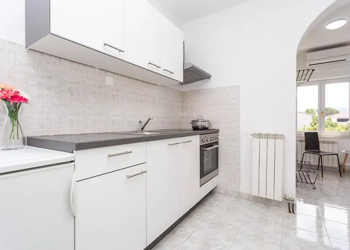 Bernardeta 2 ゲストハウス バスカ