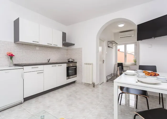 ゲストハウス Bernardeta 2 バスカ