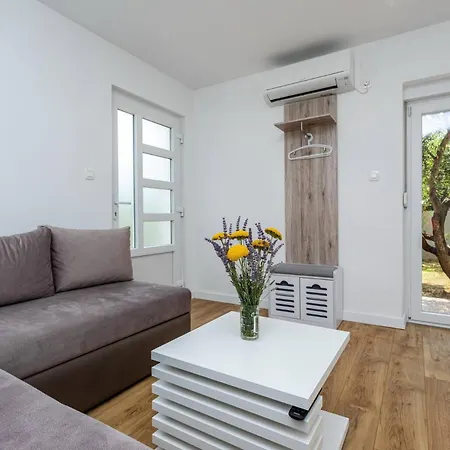 Bernardeta 2 בית הארחה באסקה